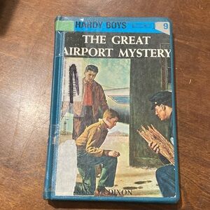 Hardy Boys "The Great Airport Mystery" Vintage Book - Blue Cover